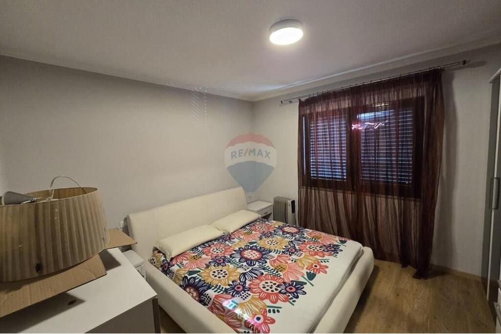 Apartament 2+1+2 me qera ne Rrugen e Kosovareve