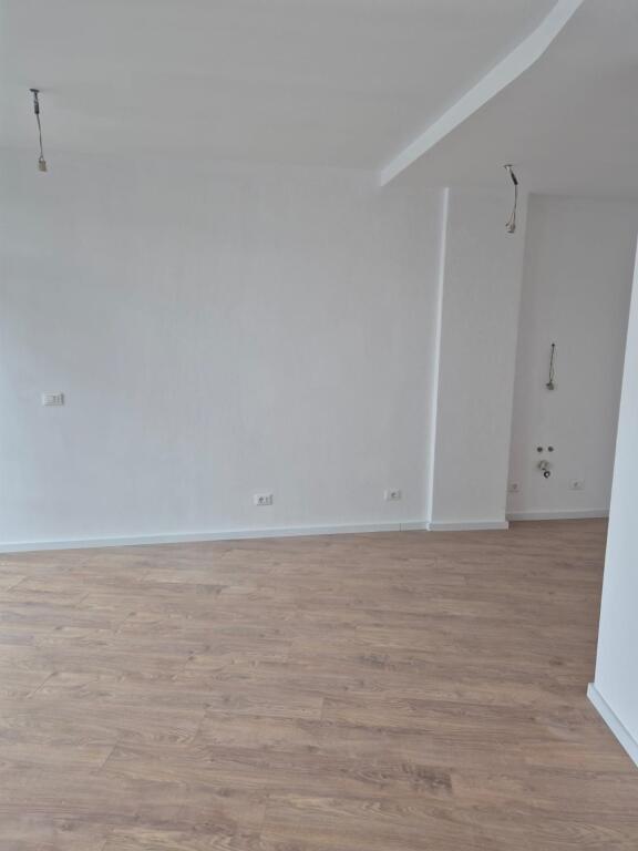 Apartment for Rent in the Lake View Complex