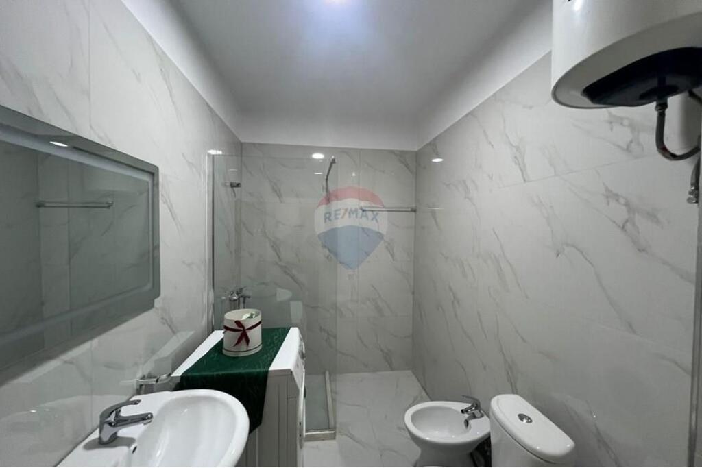 APARTAMENT 1+1, ASTIR PRANE UNAZES.