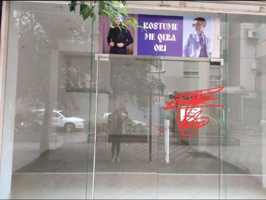 Shop for rent in Astir.