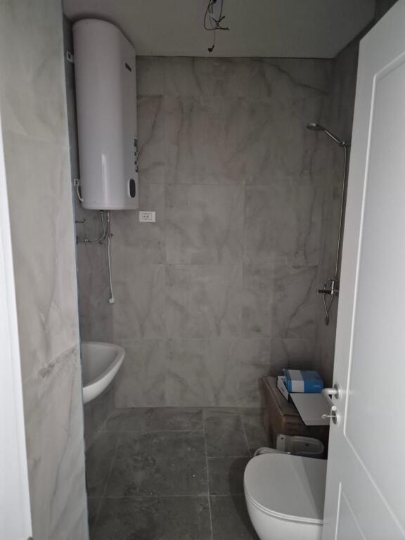 Apartment for Rent in the Lake View Complex