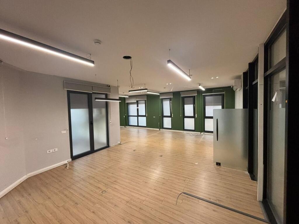 FOR RENT Business Premises  📍Center, near Sami Frasheri High School📐Area: 315M2 Gross 💶4000€ Net 🏢Floor: 2 New building