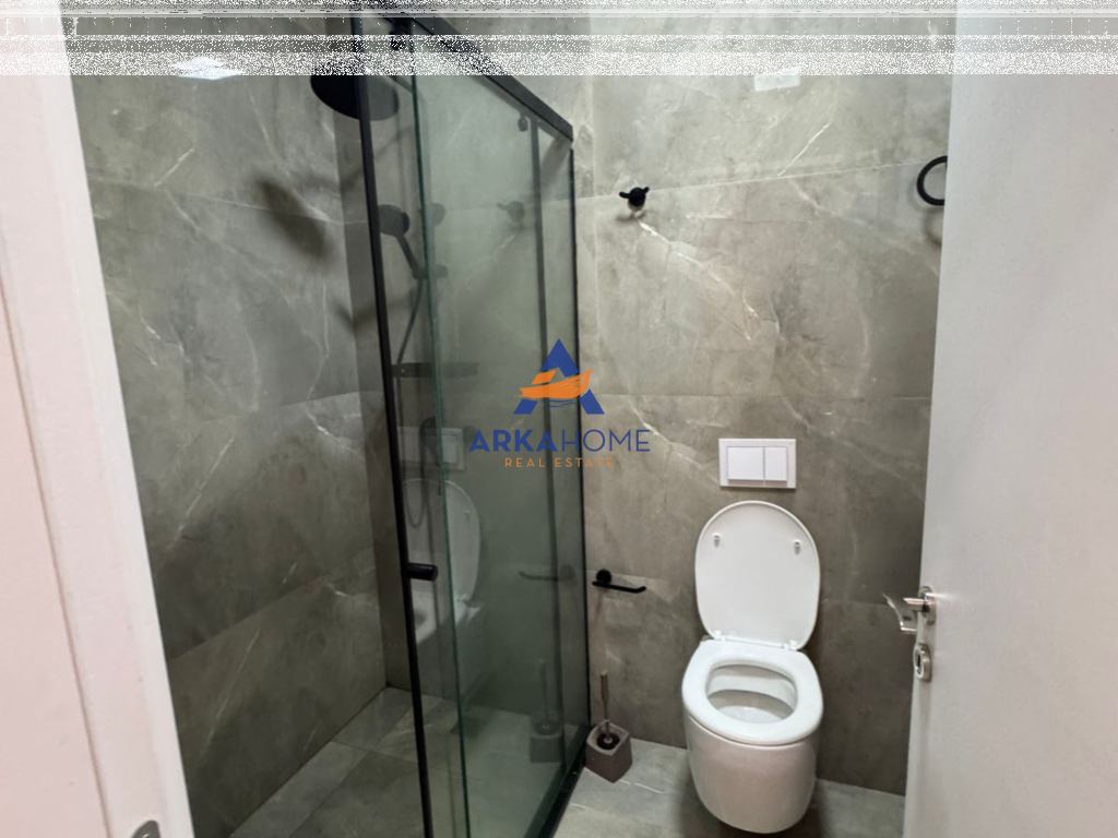 AFFITTASI APPARTAMENTO 2+1 + BALCONE "CASA ITALIA" 70.000 LEKE