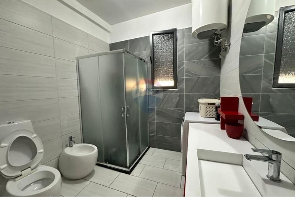 Apartament 2+1+2 me qera 21 Dhjetori