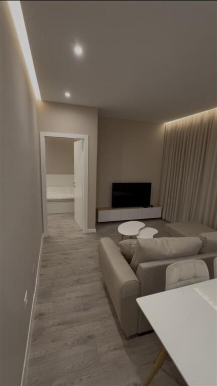Jordan Misja, apartament 1+1 luksoz me qera (65,000 leke)

