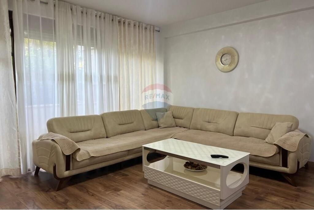 Appartamento 2+1+2+ Parcheggio a prezzo di affitto Giardino Botanico