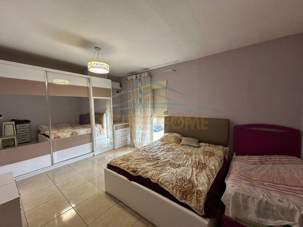 VENDESI APPARTAMENTO 2+1 COMPLESSO MOLLA, ASTIR