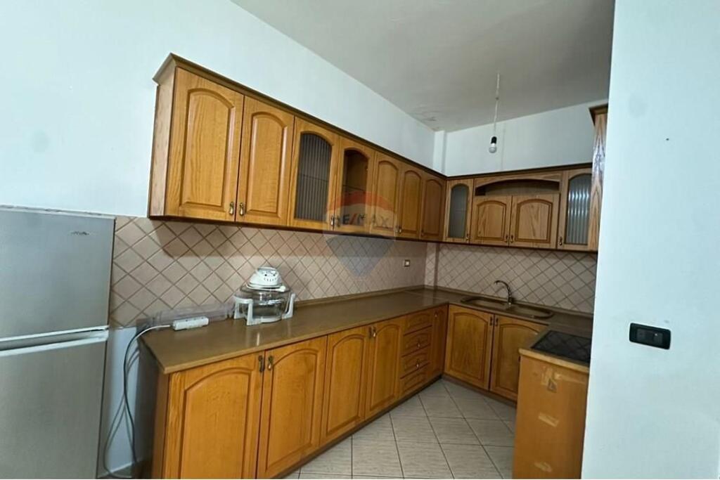 Apartament 2+1 per shitje Rruga Bill Klinton
