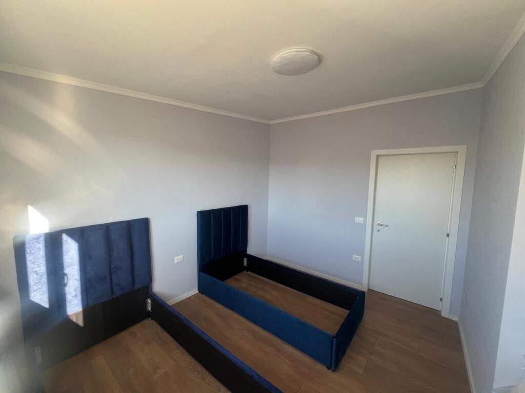 Apartment 2+1 for sale on Iliria beach