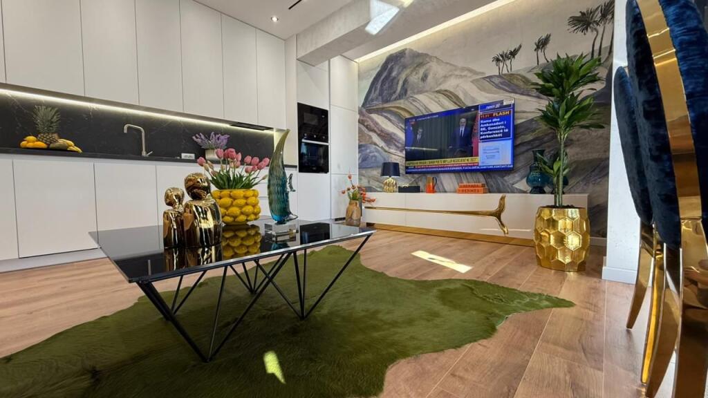 Luxury 2+1 apartment for sale at 21 Dhjetori!