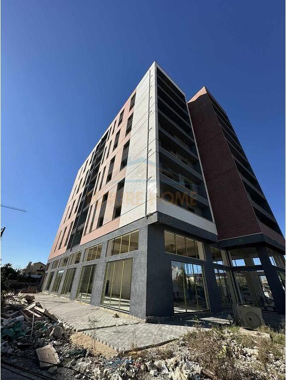 Shitet, Apartament 1+1 Ish Fusha e Aviacionit ,Tirane