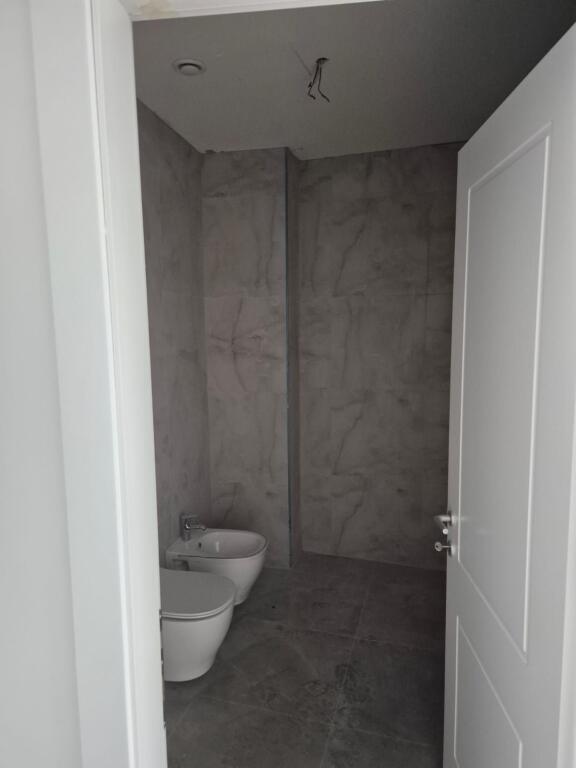 Apartment for Rent in the Lake View Complex
