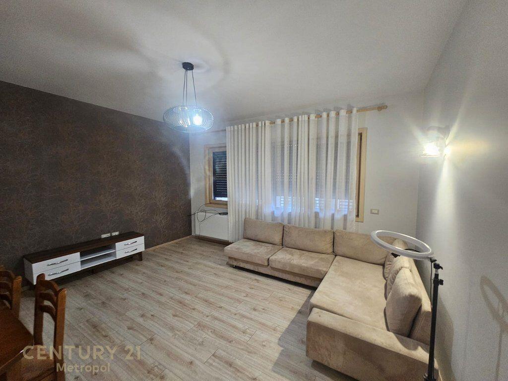 Jepet me qera apartamen tek vilat gjermane