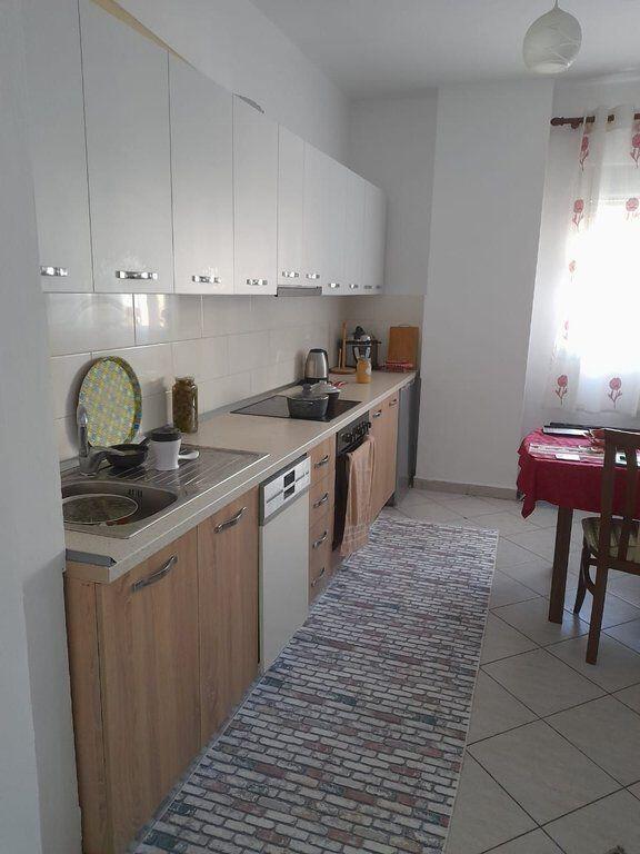 Apartament 1+1 Me Qira në Fresku, Tiranë - 45.000 leke | 66 m²