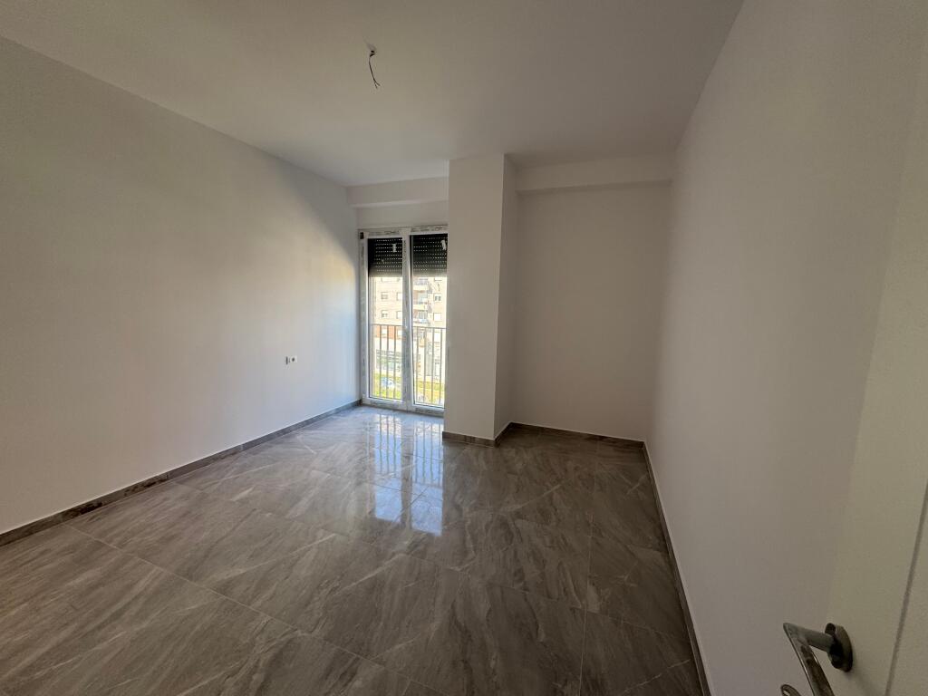 Affitto appartamento 1+1 Vicino Villa L ad Astir  Piano 3, palazzo I 2025 con ascensore  Superficie 65 m2  Prezzo 350€