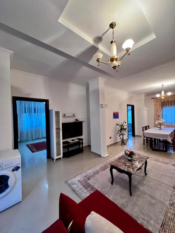 Apartament me qera 2+1