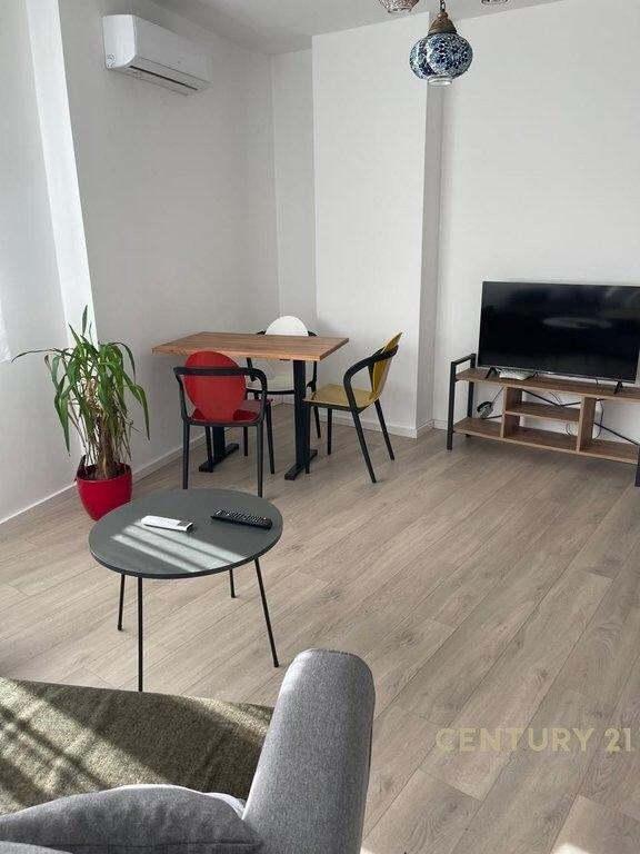 JEPET ME QIRA APARTAMENT 2+1 TE RR.E BOGDANEVE