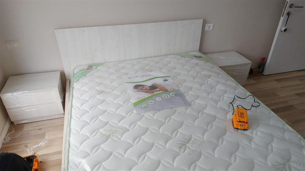 Kompleksi molla, apartament me qera 520 euro 1+1 i sapoarreduar