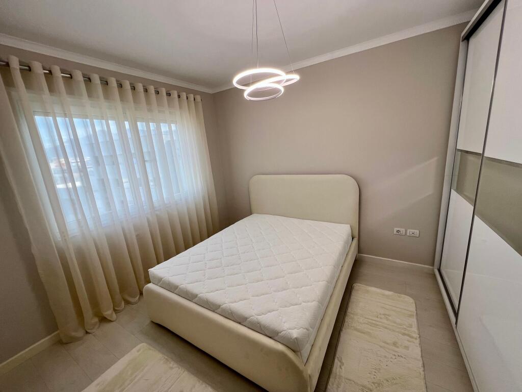 📣 SHITET SUPER Apartament 2+1 Me 2 Tualete 📍 Astir 🛣️ Rruga "Loni Ligori" ✨