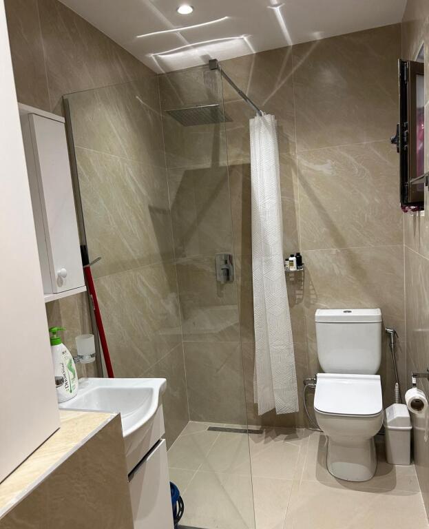 Apartment 2+1 for rent, Bajram Curri Boulevard, opposite the district court, At Lulishtja1Maj  Price: 550 thousand lek