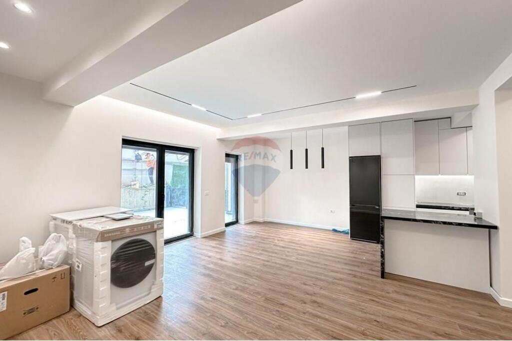 We sell apartment 3+1 +veranda Kodra e Diellit2