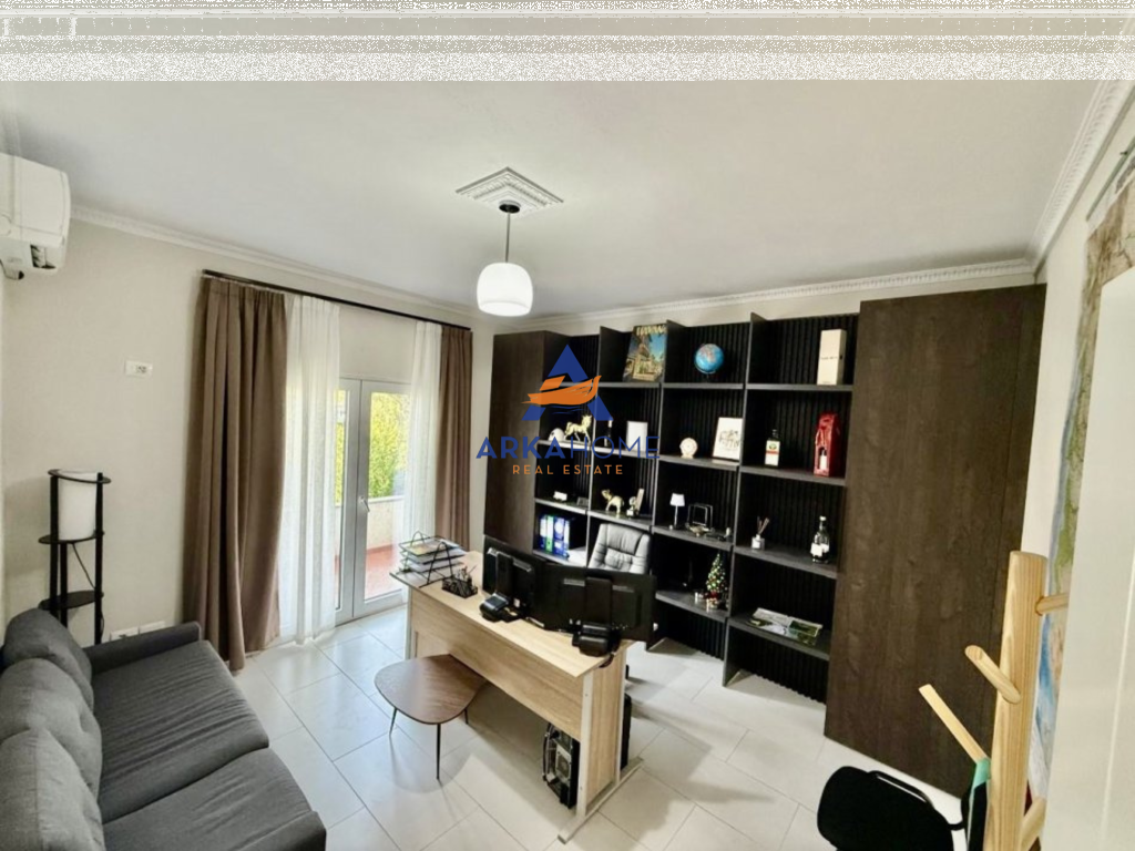 LOCALE UFFICIO IN AFFITTO 150M2 "VIA FUAT TOPTANI, MANGALEM ALI DEM" 650 EURO