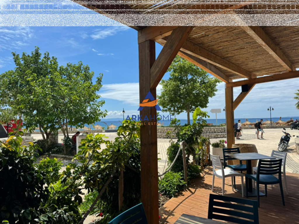 BAR RESTAURANT FOR RENT 400 M² "QEPARO, HIMARË" 35,000 EURO