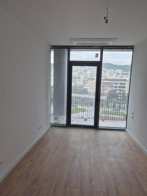 Apartment for Rent in the Lake View Complex