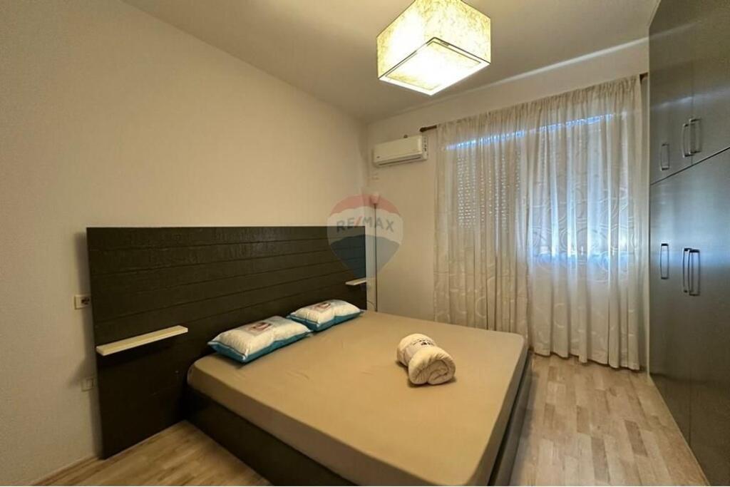 Apartment for rent 2+1+2 – Zogu i Zi