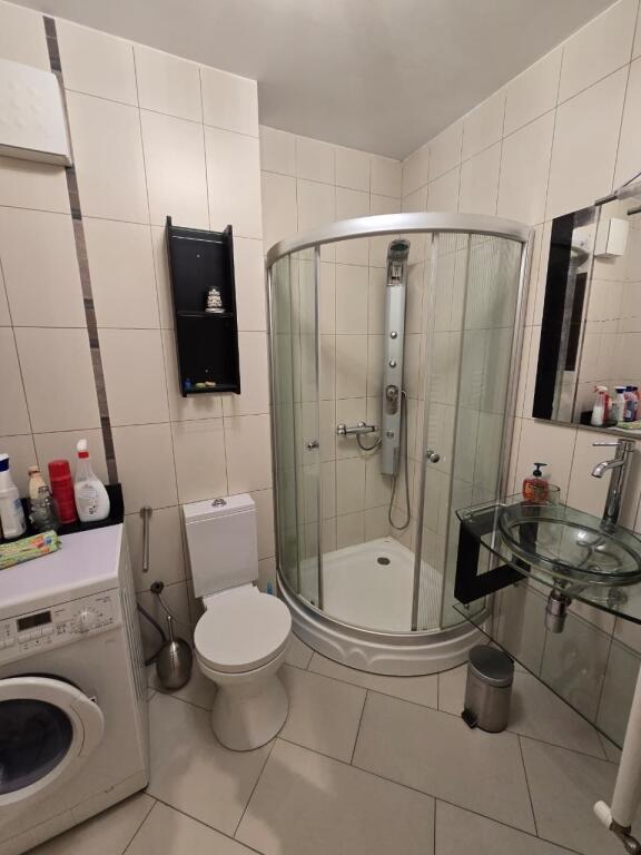 🏡 Jepet Ambient per Zyre me qira ne Qender