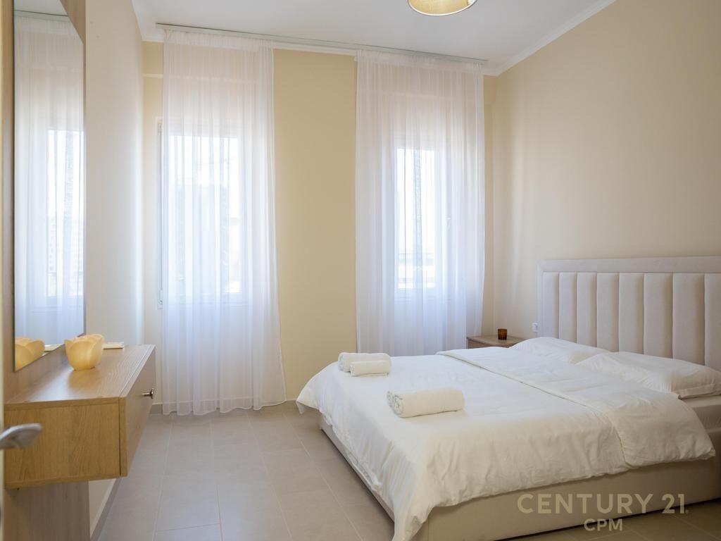 Affittasi appartamento 1+1 – vicino a Square 21, Via Kavajës