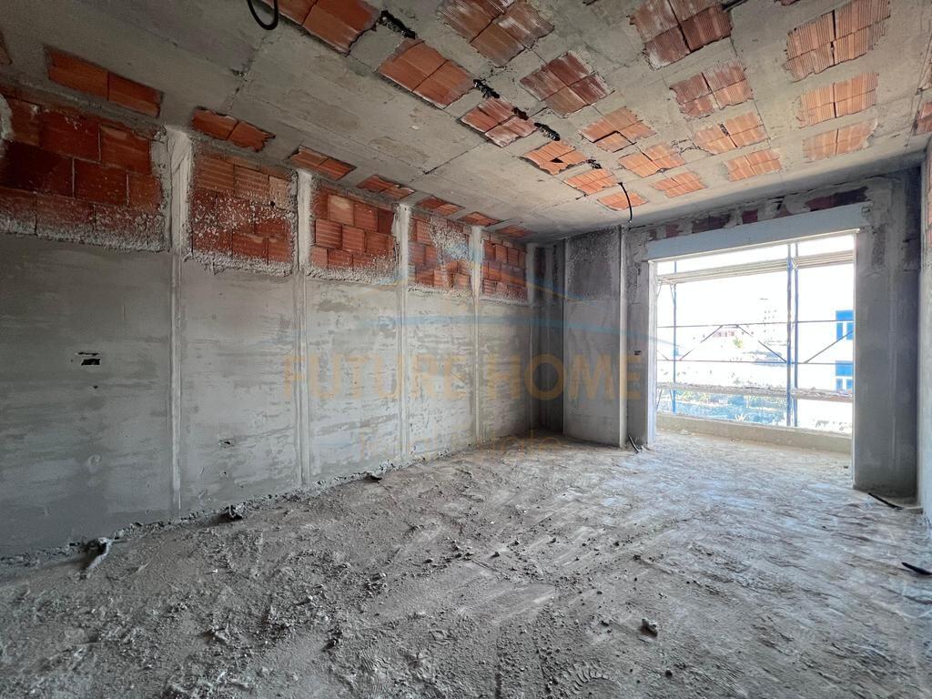 In vendita, Appartamento 2+1+2, "RingSide" Residence, Paskuqan, Tirana.