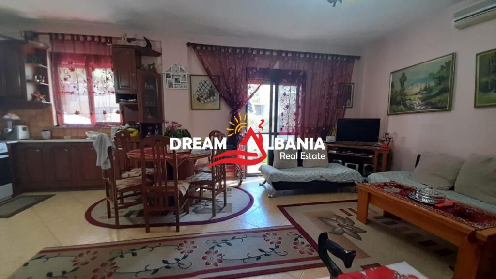 2+1 apartment for sale in the Kodra e Diellit area near Big Market (ID 4121899).