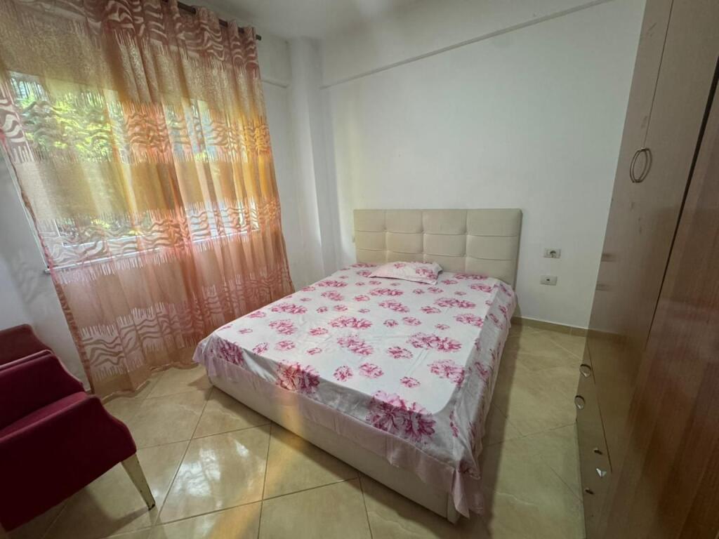 Apartment 1+1, Dry lake!
