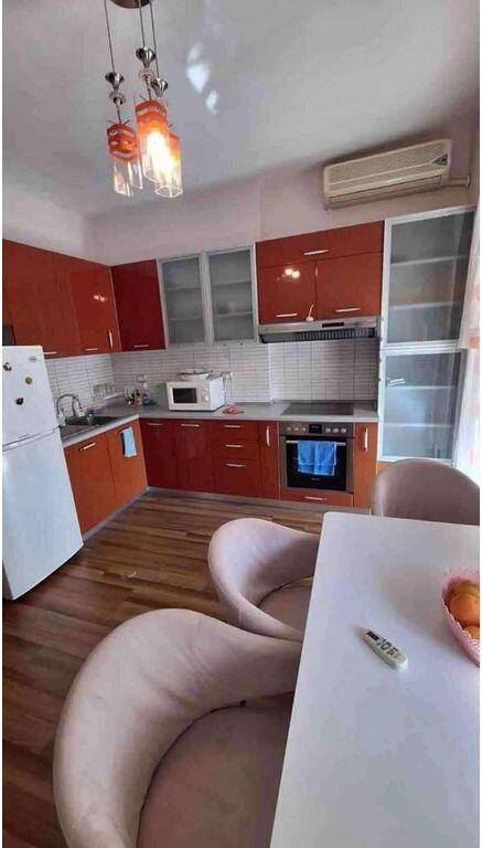 Shitet apartament 2+1 – Myslym Shyri, Tiranë