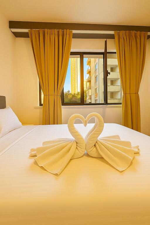 rent apartment 2+1, flora cafe durres street, price 750 euro