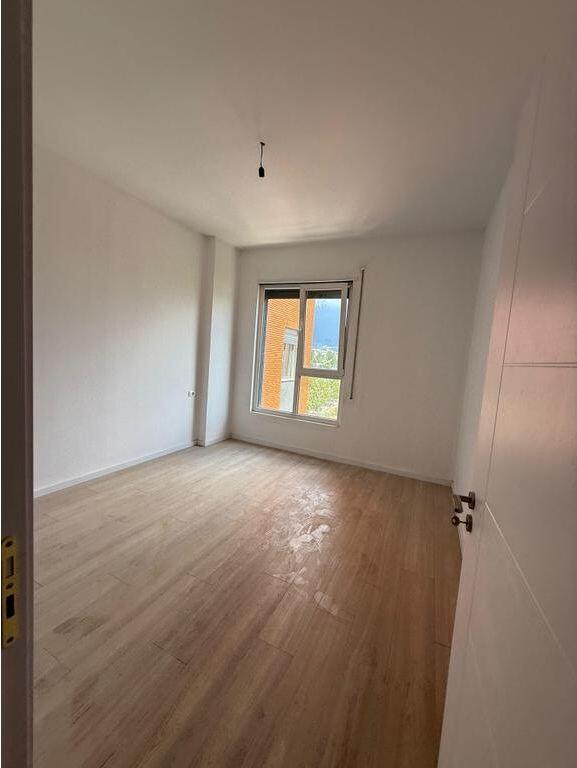 In vendita, Appartamento 2+1, Paskuqan, Tirana.