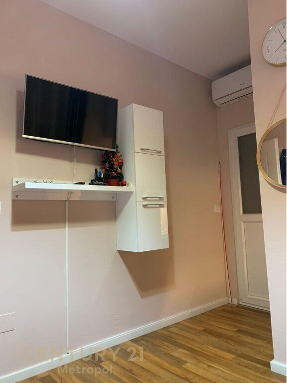 APARTAMENT 2+1 PER QIRA, ISH STACIONI I TRENIT! 1,000 € /Muaj