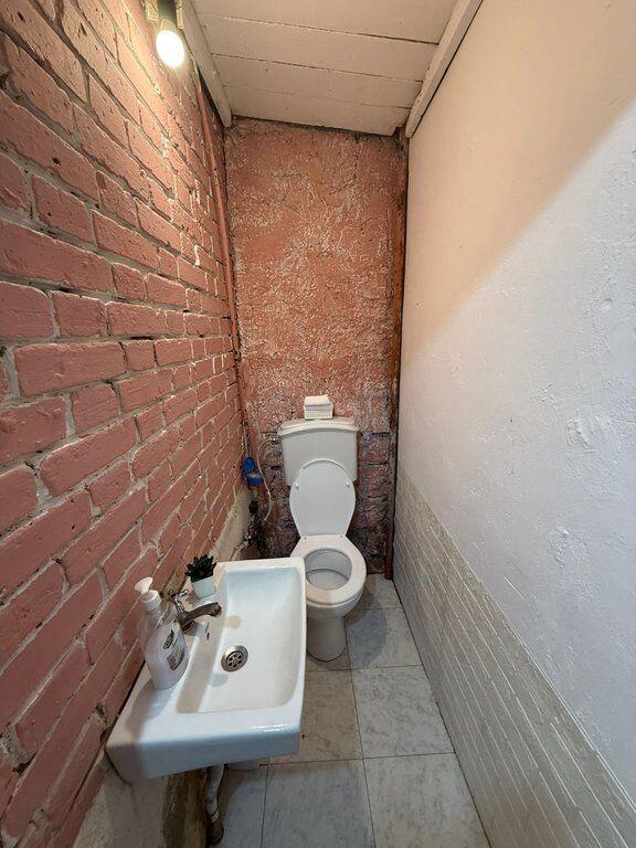 Appartamento 2+1 con studio aggiuntivo in affitto a Oxhaku, Tirana 1.500 € /Mese
