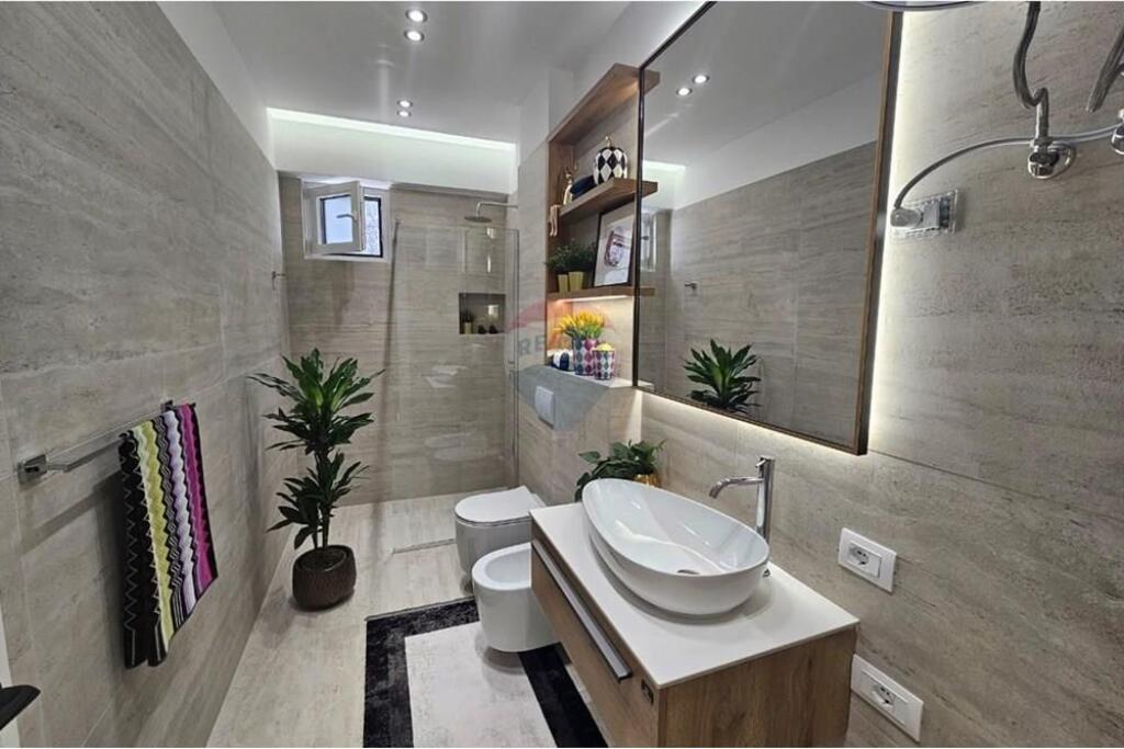 Apartament 2+1 per shitje tek 21-Dhjetori!