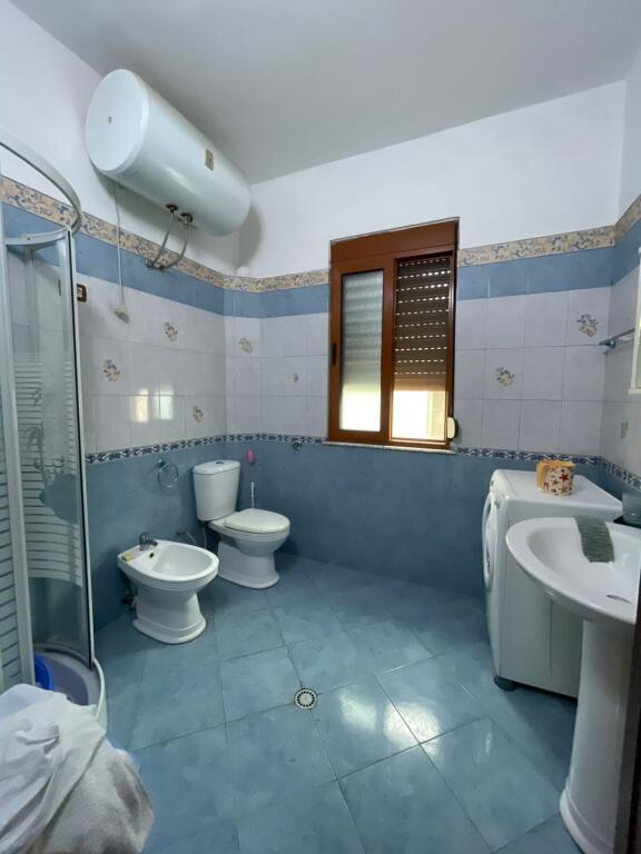 🏡 APPARTAMENTO IN AFFITTO 2+1 – Spiaggia, vicino al Ponte Dalan, Durazzo