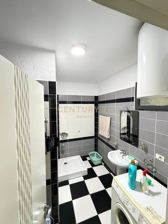 Jepet per qira apartament 2+1+2 Astir