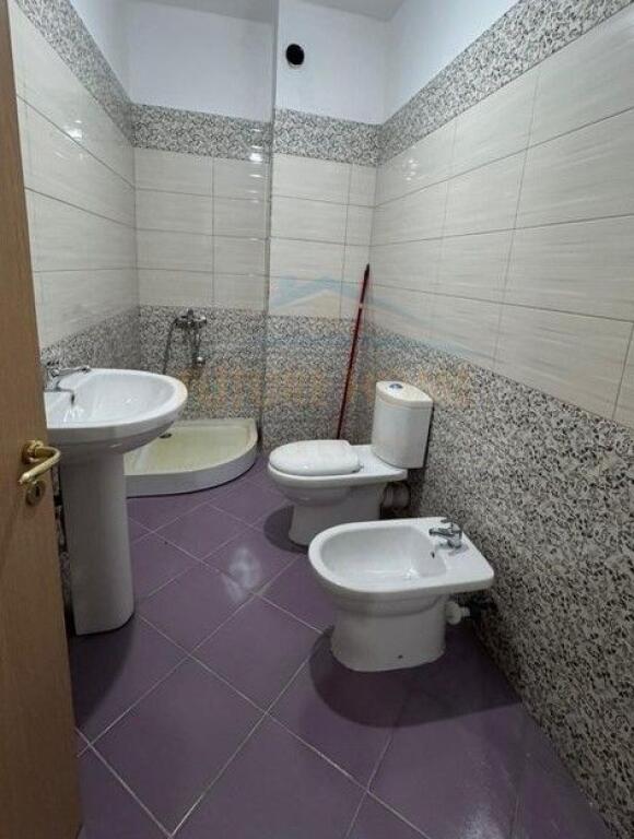 In vendita, Appartamento 1+1, Fresku, Tirana