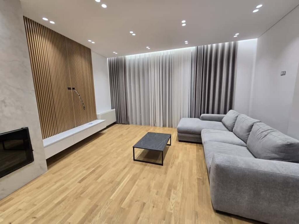 🏡 Villa su 3 Piani 4+1 in Affitto – TEG 🌿