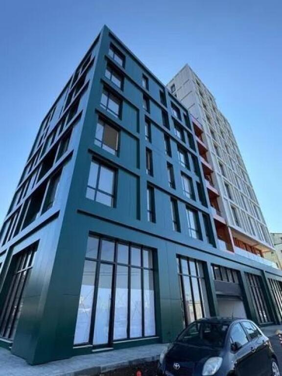 🏡 Jepet apartament 3+1 per Zyre me qira te Bulevardi i Ri