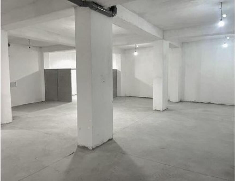 IN VENDITA, LOCALE COMMERCIALE, FRESKU, TIRANA MLS # 530581008-47