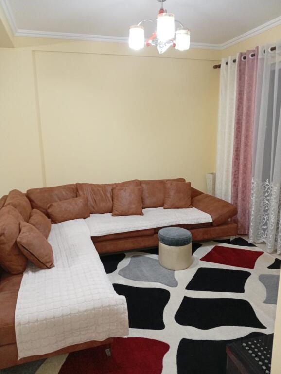 Affittasi appartamento 2+1 Unaza e re