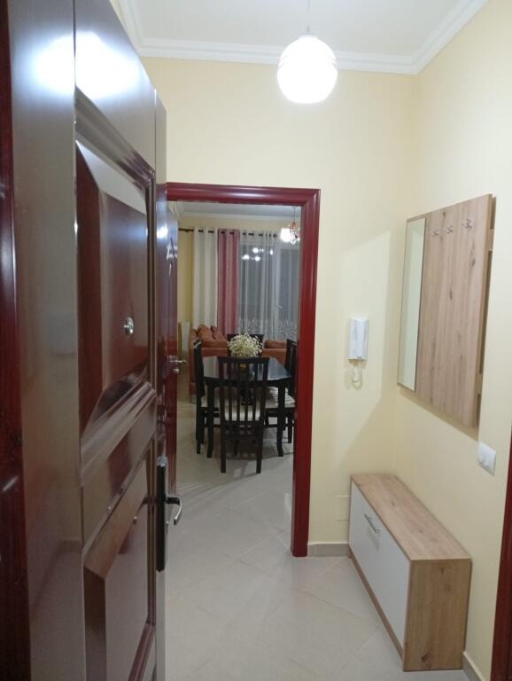 Affittasi appartamento 2+1 Unaza e re