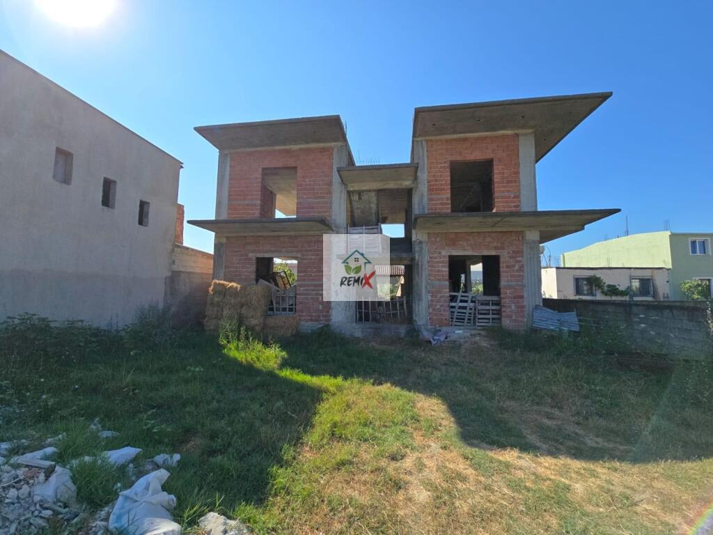 🏠 2-storey building for sale – Ish-Kënetë, Durrës