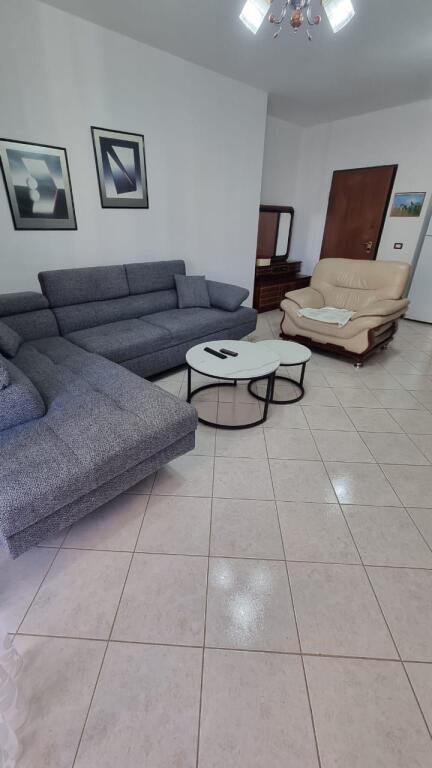 🏠 Affittasi appartamento 2+1 ad Astir (vicino al Bar Artisti)